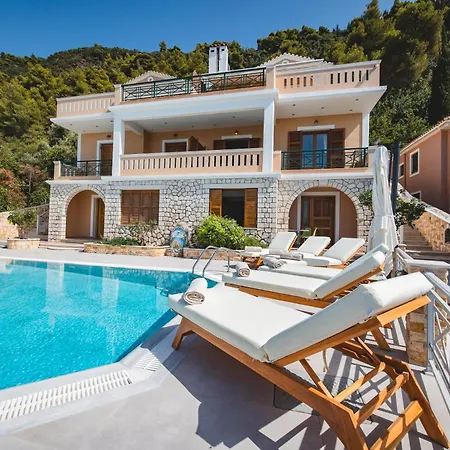 Villa Royal Agios Nikitas