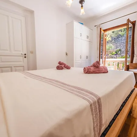 Villa Royal Agios Nikitas