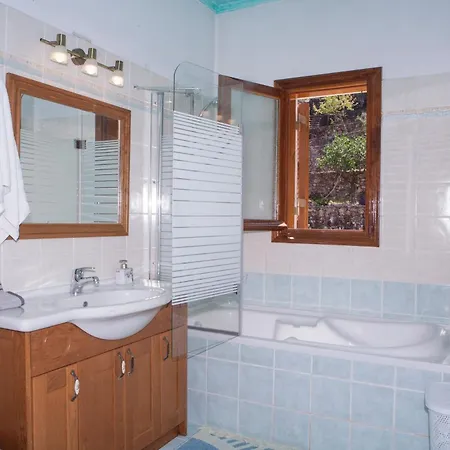 Villa Royal Agios Nikitas